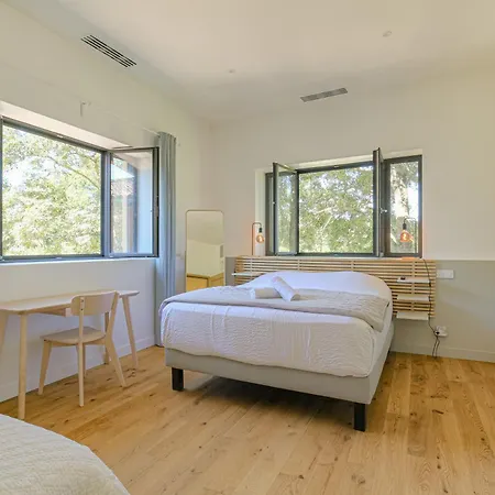 Comfort - Ancien Cuvage Des Pierres Doree Bed & Breakfast *